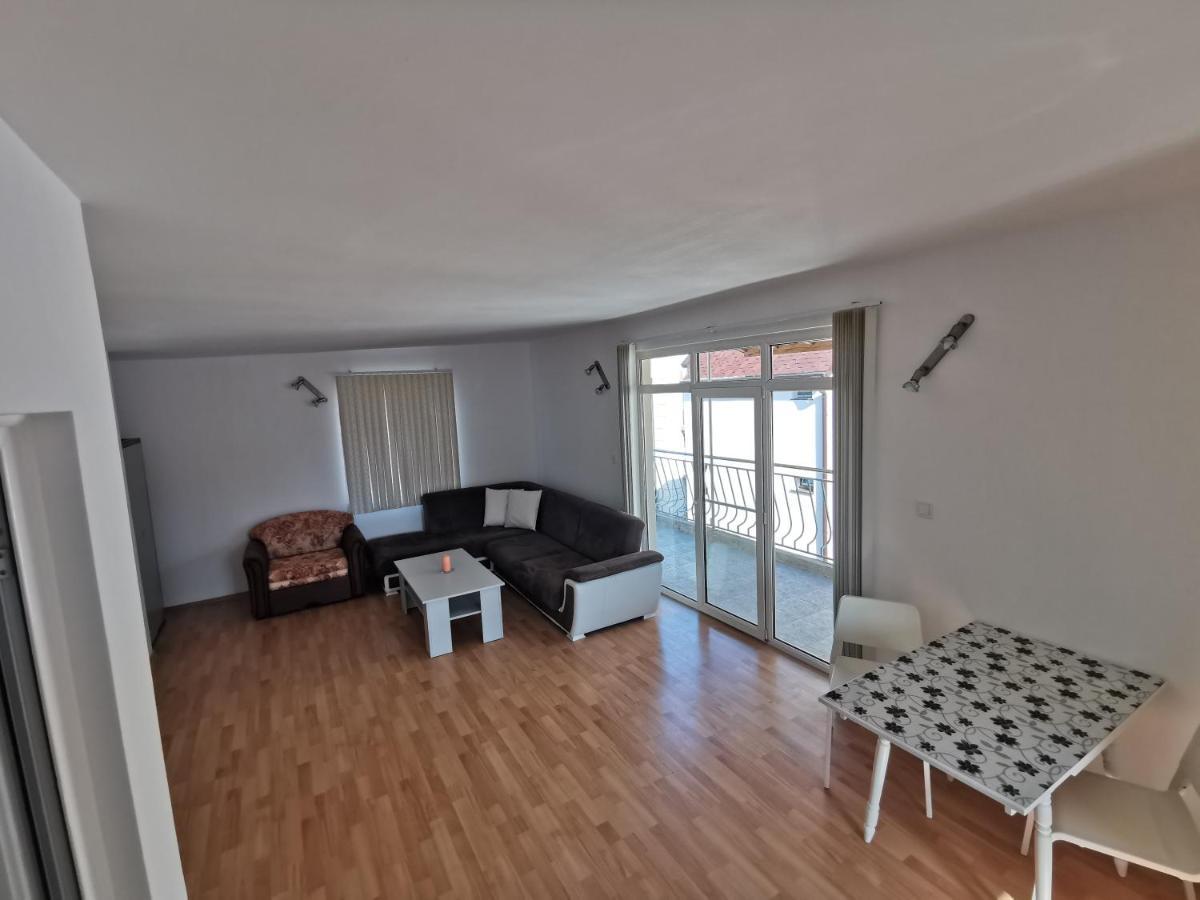 Apartmán 4Th Floor Burgas City Exteriér fotografie